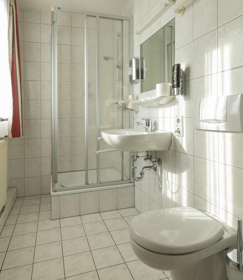 بودمان لودفيغسهافن Gasthaus Traube, Ludwigshafen, Bodensee, Seenah Gelegen المظهر الخارجي الصورة